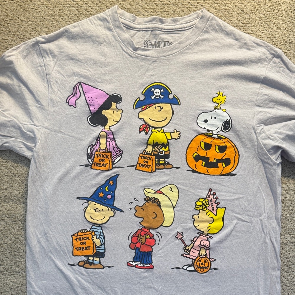 Peanuts Snoopy and friends Halloween Shirt Adult Men's Sz S